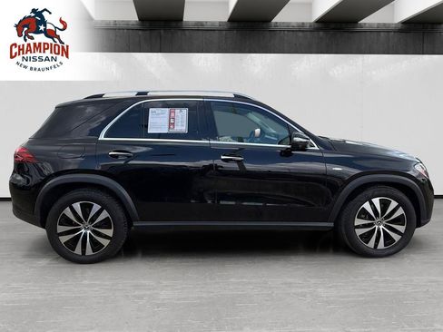 Used 2025 Mercedes-Benz GLE 450e 4MATIC image 6