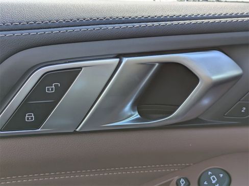 New 2026 BMW X5 M60i w/ Climate Comfort Package image 11