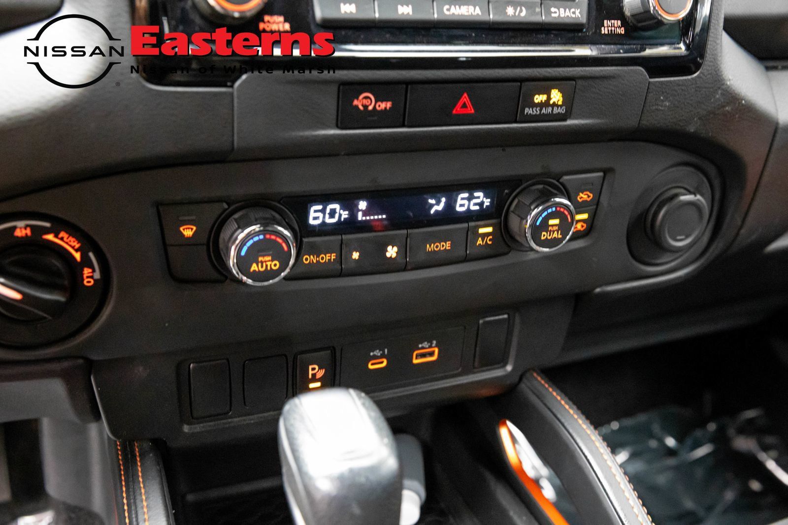 Used 2023 Nissan Frontier PRO-4X w/ Technology Package AWD/4WD image 19