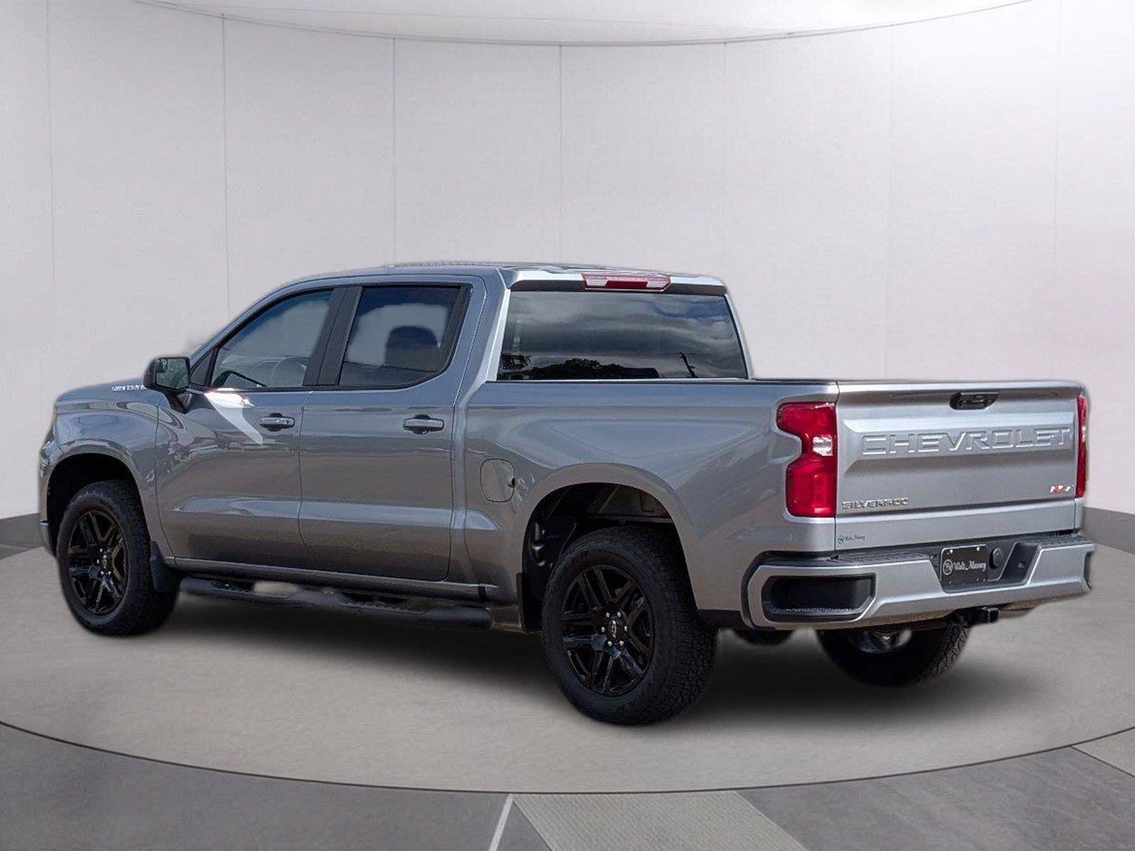 Used 2026 Chevrolet Silverado 1500 RST w/ RST Select Package RWD image 3