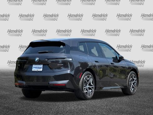Used 2024 BMW iX xDrive50 w/ Premium Package AWD/4WD image 5