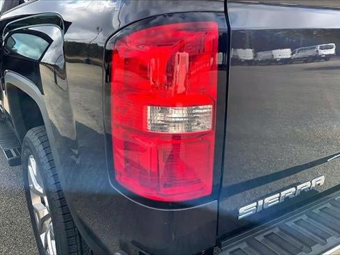 Used 2015 GMC Sierra 1500 SLT w/ SLT Crew Cab Value Package image 28