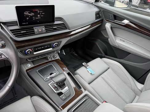 Used 2019 Audi Q5 2.0T Premium Plus w/ Premium Plus Package image 32