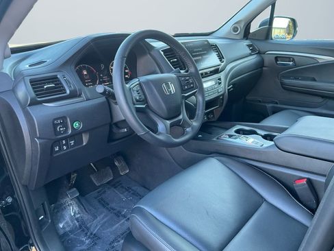 Used 2025 Honda Ridgeline RTL image 11