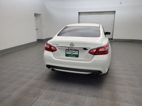 Used 2017 Nissan Altima 2.5 S w/ Power Driver Seat Package FWD image 7