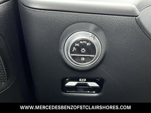 New 2025 Mercedes-Benz C 300 4MATIC Sedan image 27