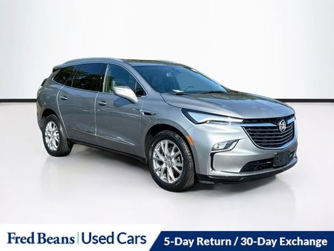 Used 2023 Buick Enclave Essence w/ Experience Buick Package AWD/4WD image 1
