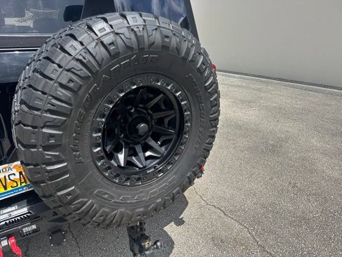 Used 2022 Ford Bronco 4-Door AWD/4WD image 10