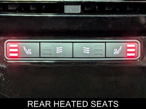 Used 2025 Land Rover Range Rover Sport SE AWD/4WD image 19