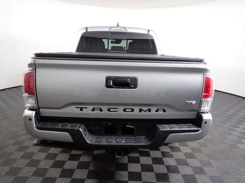 Used 2023 Toyota Tacoma TRD Off-Road w/ TRD Premium Off Road Package image 15