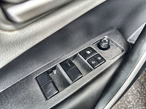 Used 2023 Toyota Corolla SE image 22