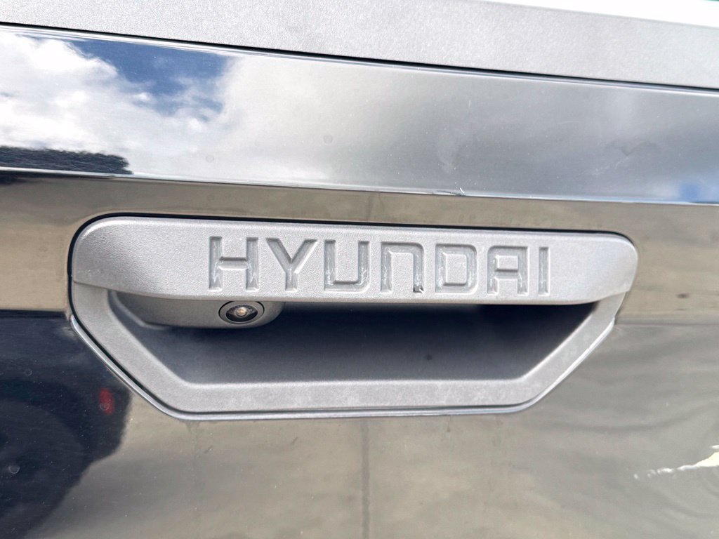 Used 2023 Hyundai Santa Cruz SEL Premium AWD/4WD image 38