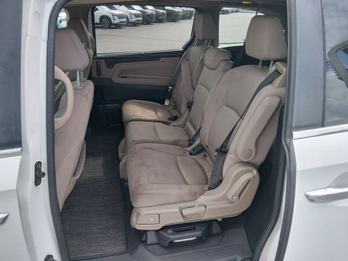 Used 2021 Honda Odyssey EX image 12