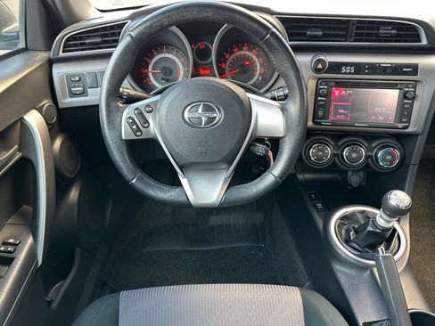 Used 2015 Scion tC image 16