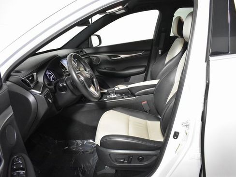 Certified 2023 INFINITI QX55 Luxe w/ Cargo Package image 11