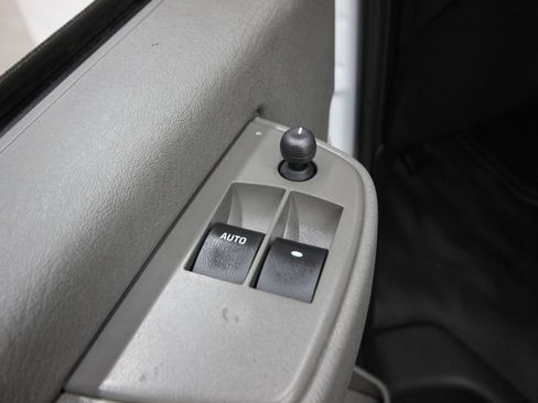 Used 2023 GMC Savana 2500 Extended RWD image 13