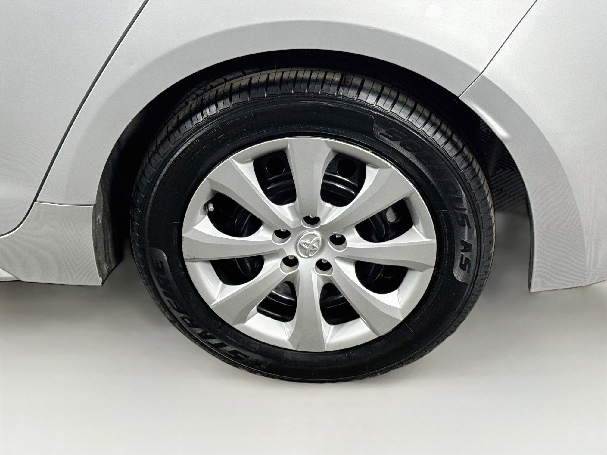 Certified 2024 Toyota Corolla LE FWD image 9