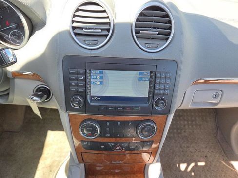 Used 2007 Mercedes-Benz GL 450 GL 450 AWD 4MATIC 4dr SUV image 21