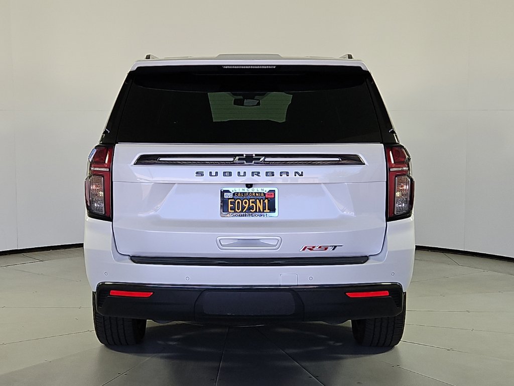Used 2022 Chevrolet Suburban RST w/ Luxury Package RWD image 8