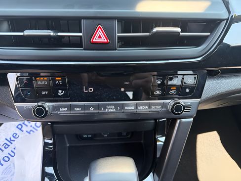 Used 2025 Kia Seltos S FWD image 18