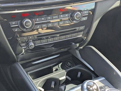 Used 2017 BMW X6 M image 16