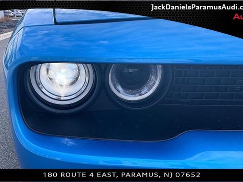 Used 2016 Dodge Challenger SRT Hellcat image 25