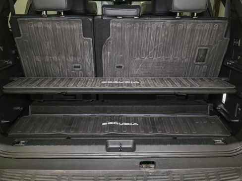 Used 2023 Toyota Sequoia Platinum image 12