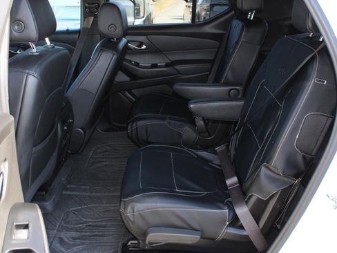 Used 2023 Chevrolet Traverse RS w/ LPO, Floor Liner Package image 20