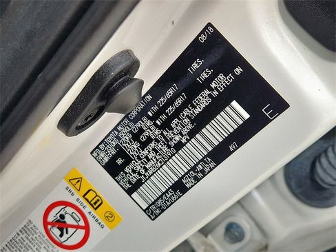 Used 2019 Lexus NX 300 300 Base w/ Comfort Package image 33