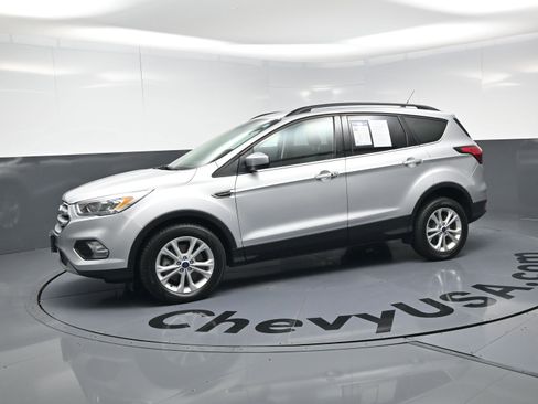 Used 2019 Ford Escape SEL image 6