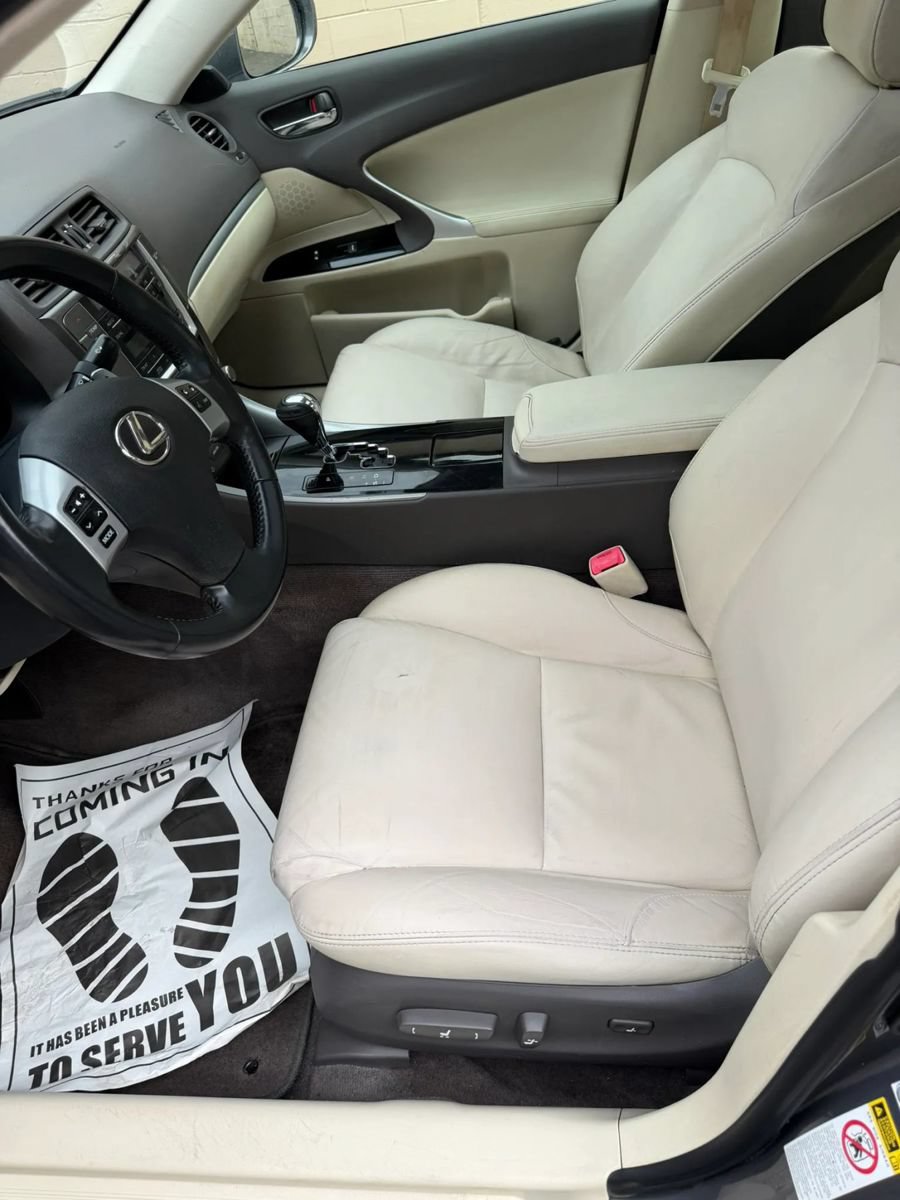 Used 2012 Lexus IS 250 RWD image 11