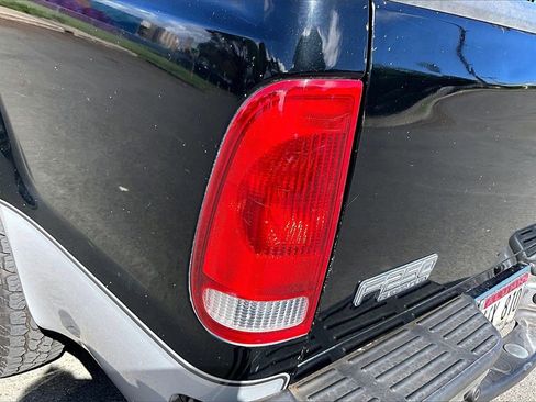 Used 2004 Ford F250 XL image 33