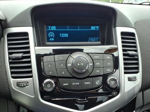 Used 2014 Chevrolet Cruze LT FWD image 20