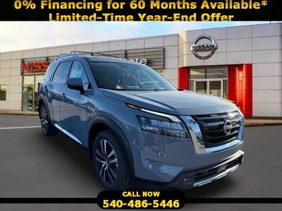 New 2025 Nissan Pathfinder Platinum w/ Cargo Package