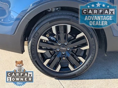 Used 2024 Kia Telluride SX Prestige w/ Towing Package image 4