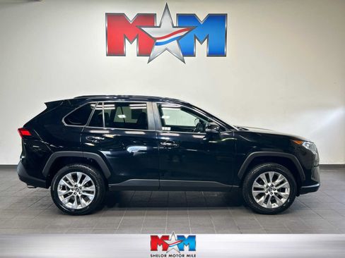 Used 2019 Toyota RAV4 Limited w/ All Weather Liner Package AWD/4WD image 1