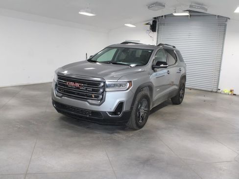 Used 2023 GMC Acadia AT4 w/ Preferred Package image 4