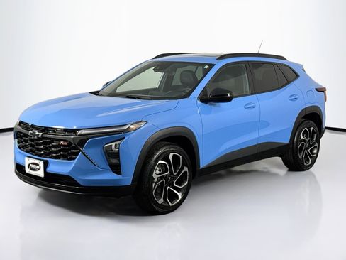Used 2024 Chevrolet Trax RS w/ Sunroof Package image 6