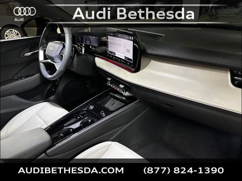 New 2026 Audi Q3 quattro 2.0T AWD/4WD image 10