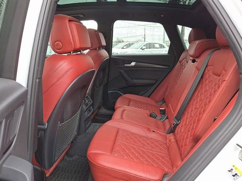Used 2023 Audi SQ5 Premium Plus w/ Premium Plus Package image 16