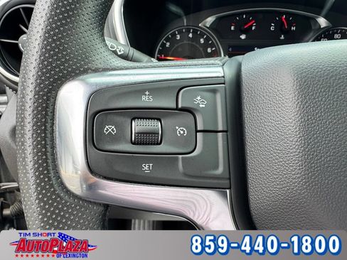 Used 2025 Chevrolet Blazer LT AWD/4WD image 24