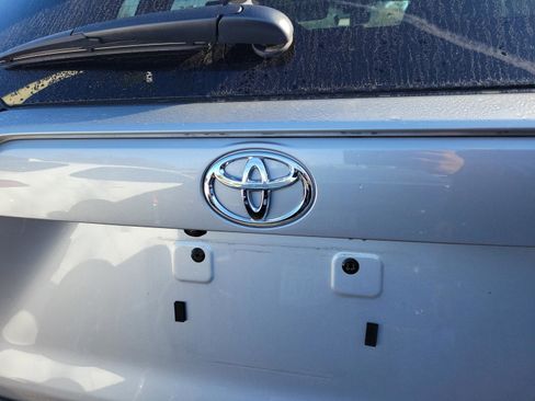 Used 2025 Toyota RAV4 XLE image 25
