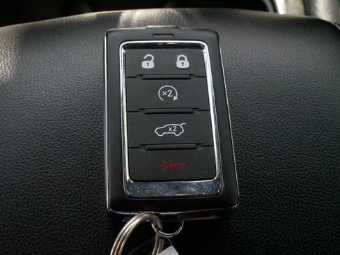 Used 2025 Jeep Grand Cherokee Limited w/ Trailer Tow Package AWD/4WD image 32