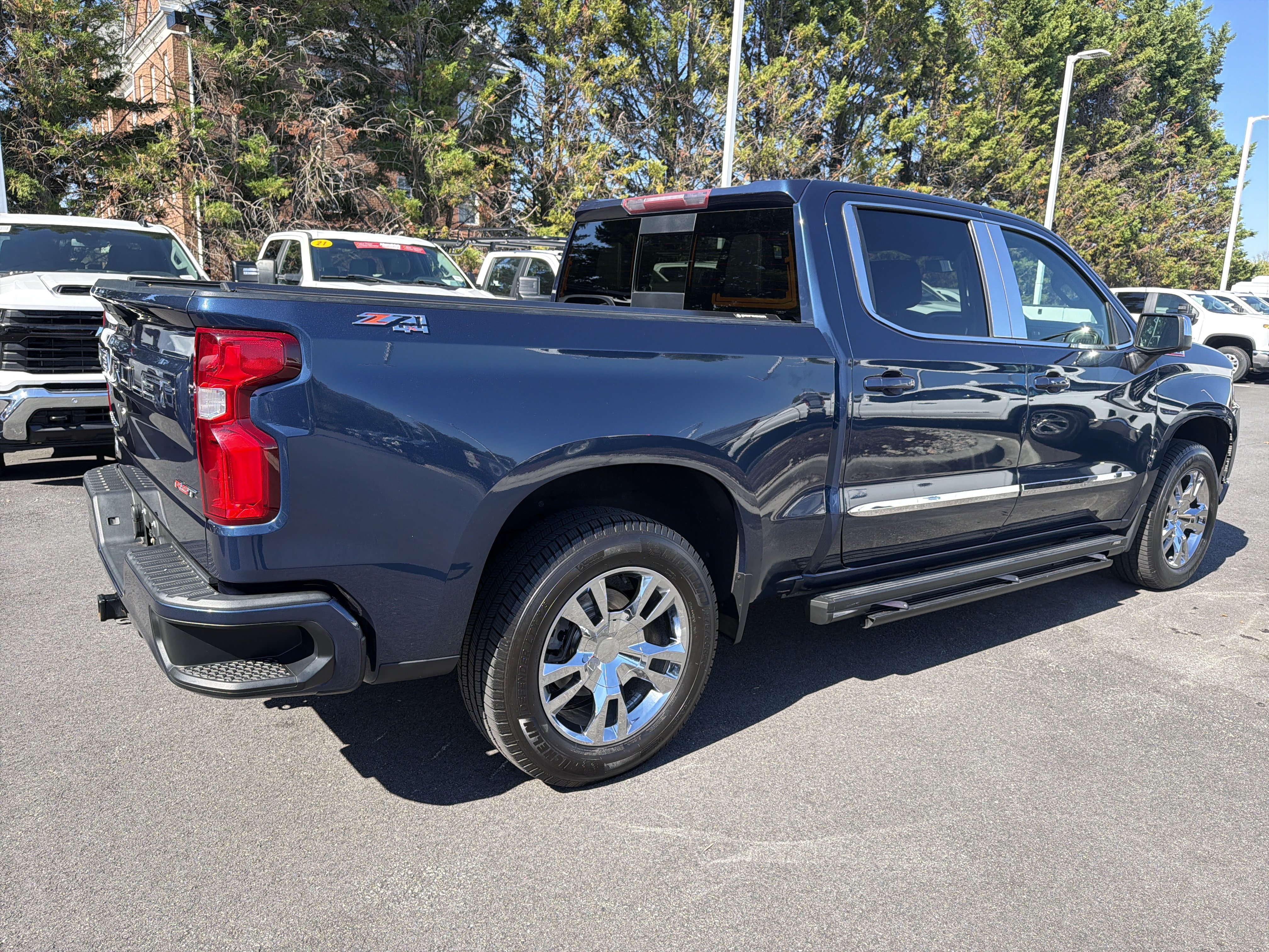 Used 2021 Chevrolet Silverado 1500 RST w/ All Star Edition Plus AWD/4WD image 10