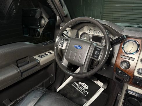 Used 2015 Ford F350 Lariat w/ Lariat Ultimate Package AWD/4WD image 19