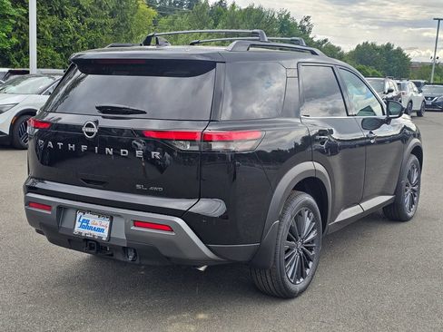 New 2026 Nissan Pathfinder SL w/ SL Premium Package AWD/4WD image 5