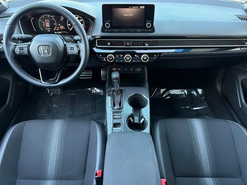 Used 2025 Honda Civic Sport image 16