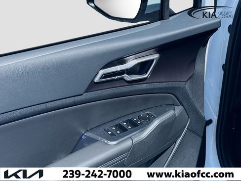 New 2026 Kia Sportage EX image 22