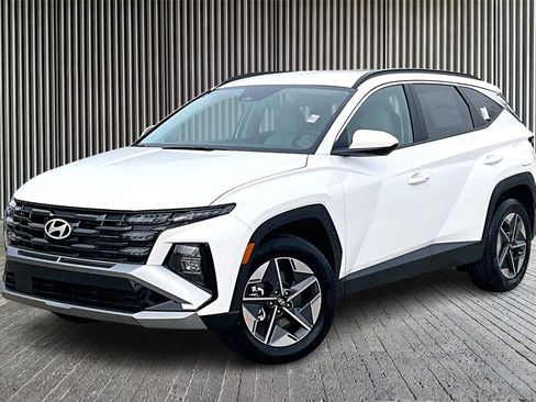 New 2026 Hyundai Tucson SEL image 2