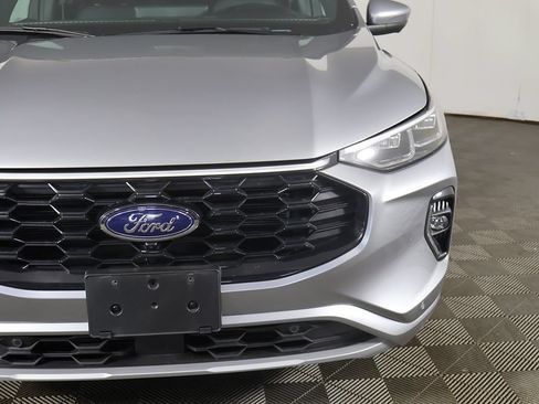 Used 2023 Ford Escape ST-Line Elite w/ Premium Technology Package AWD/4WD image 14